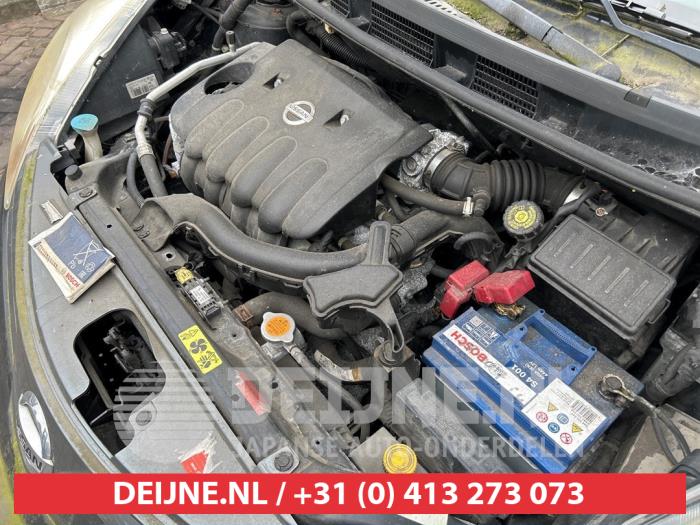 Motor van een Nissan Note (E11) 1.6 16V 2008