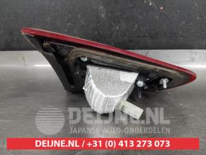 Mazda 2 Tailgate reflector, right O616001 photo 2