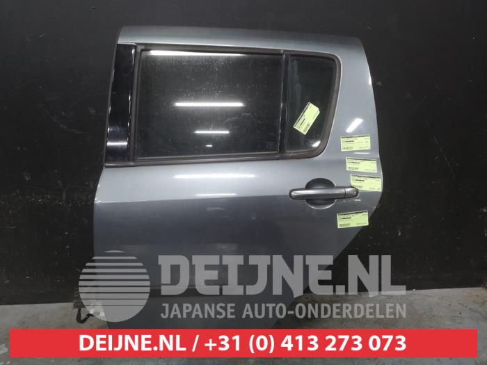 Suzuki Swift Portier 4Deurs links-achter O616044