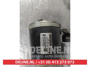Suzuki Swift Anlasser O616131 foto 2