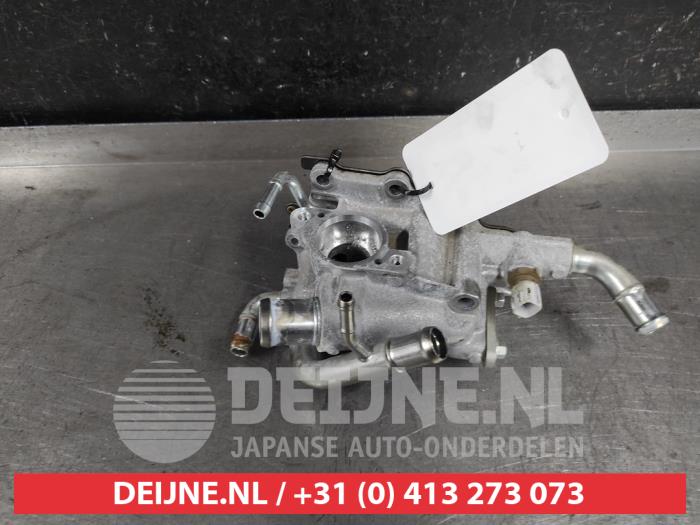 Gebruikte Waterslang aansluiting Nissan Note (E12) 1.2 DIG-S 98 Prijs € 35,00 Margeregeling aangeboden door V.Deijne Jap.Auto-onderdelen BV