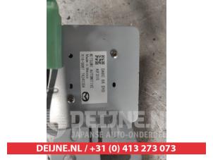 Mazda 2 GPS antenna O616328 photo 2