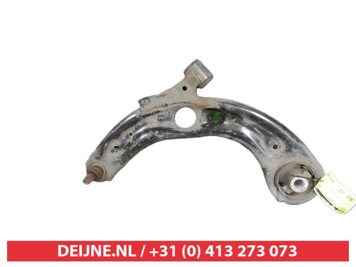 Mazda 2 Draagarm onder links-voor O616336
