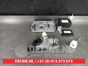Toyota Aygo Slotenset Cilinder (compleet) O616448 foto 2