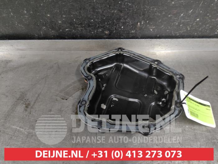 Gebruikte Carterpan Nissan Juke (F15) 1.6 DIG-T 16V Prijs € 50,00 Margeregeling aangeboden door V.Deijne Jap.Auto-onderdelen BV