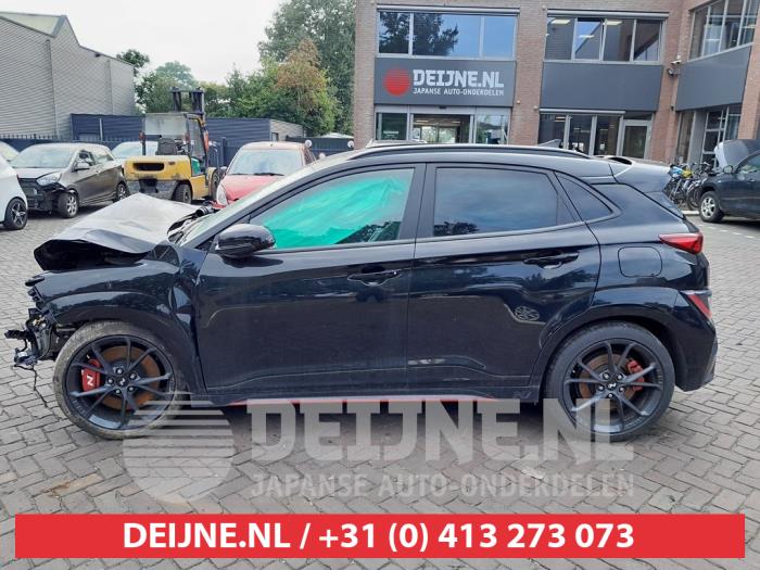 Hyundai Kona Türscheibe 4-türig links vorne O616576