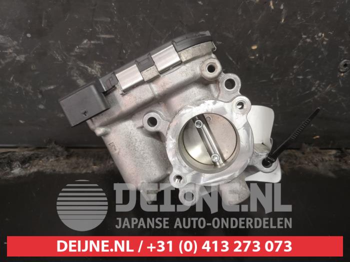Nissan Juke Gasklephuis O616865