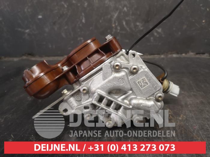 Oliepomp Nissan Juke (F16), 2019 1.0 DIG-T 117 12V, SUV, Benzine, 999cc, 86kW (117pk), FWD, HR10DDT; H5D, 2019-08, F16A (Gebruikt)