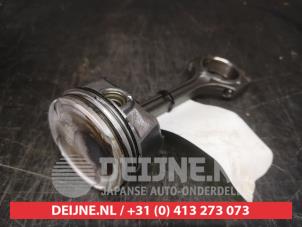 Gebruikte Zuiger Hyundai Ioniq 1.6 GDI 16V Hybrid Prijs € 50,00 Margeregeling aangeboden door V.Deijne Jap.Auto-onderdelen BV