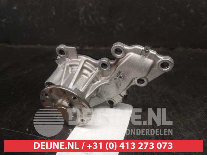 Gebruikte Waterpomp Kia Picanto (JA) 1.0 12V Prijs € 25,00 Margeregeling aangeboden door V.Deijne Jap.Auto-onderdelen BV