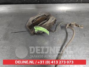 Toyota Hilux Front brake calliper, right O616935 photo 3