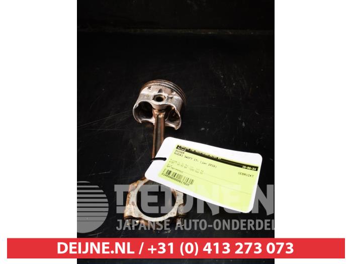 Suzuki Swift Kolben O617018