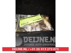 Mazda 5 Injektor (Benzineinspritzung) O617063 foto 2