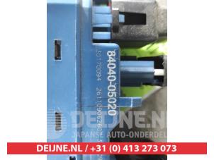 Toyota Avensis Multi-functional window switch O617076 photo 3