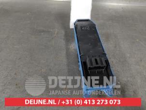 Toyota Avensis Multi-functional window switch O617076 photo 2