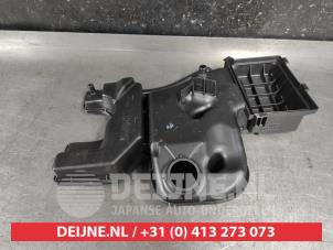 Toyota Yaris Luftfiltergehäuse O617128 foto 2