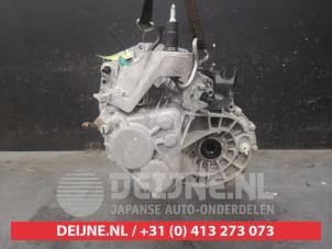 Nissan Qashqai Versnellingsbak O617230 foto 3