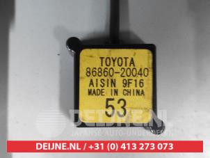 Toyota Avensis GPS antenna O617299 photo 2