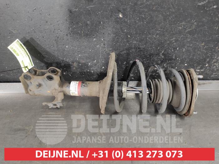 Toyota Avensis Schokdemperpoot links-voor O617314
