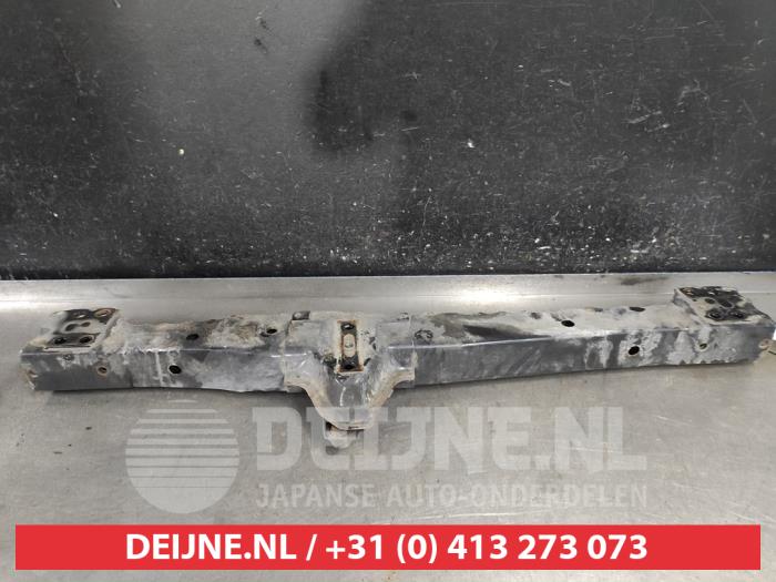 Subframe van een Toyota Avensis Wagon (T27) 2.0 16V D-4D-F 2010