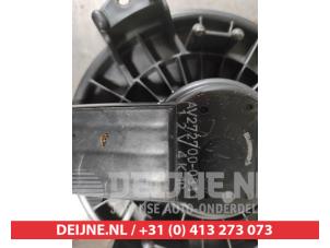 Suzuki Swift Heizung Belüftungsmotor O617357 foto 3