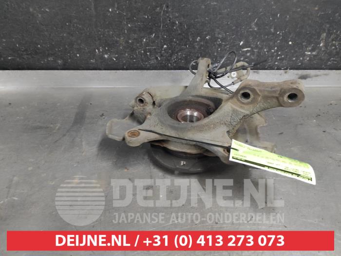 Suzuki Swift Fusee links-voor O617372
