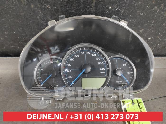 Toyota Yaris Tacho - Kombiinstrument KM O617447