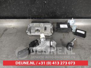 Toyota Aygo Engine management computer O617573 photo 3