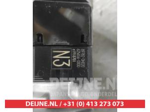 Toyota Aygo Ignition lock + key O617574 photo 2