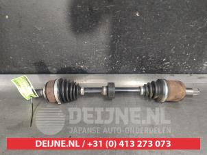 Gebruikte Steekas links-voor Honda Civic (FK/FN) 1.4 i-Dsi Prijs € 75,00 Margeregeling aangeboden door V.Deijne Jap.Auto-onderdelen BV