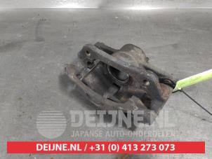 Toyota Yaris Front brake calliper, right O617822 photo 2