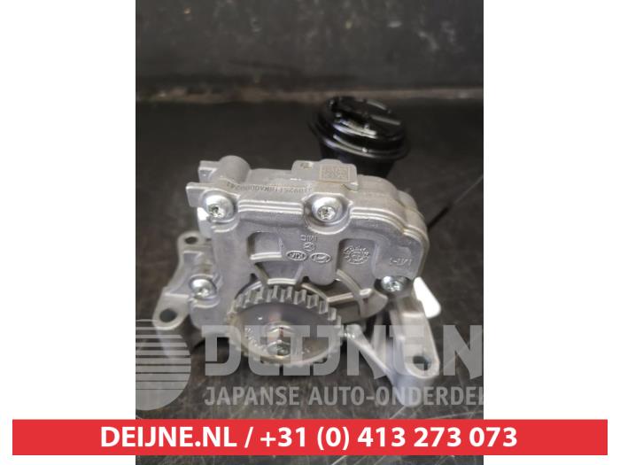 Gebruikte Oliepomp Hyundai i10 1.2 CNG 16V Prijs € 50,00 Margeregeling aangeboden door V.Deijne Jap.Auto-onderdelen BV