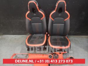 Nissan Juke Verkleidung Set (komplett) O617980 foto 3