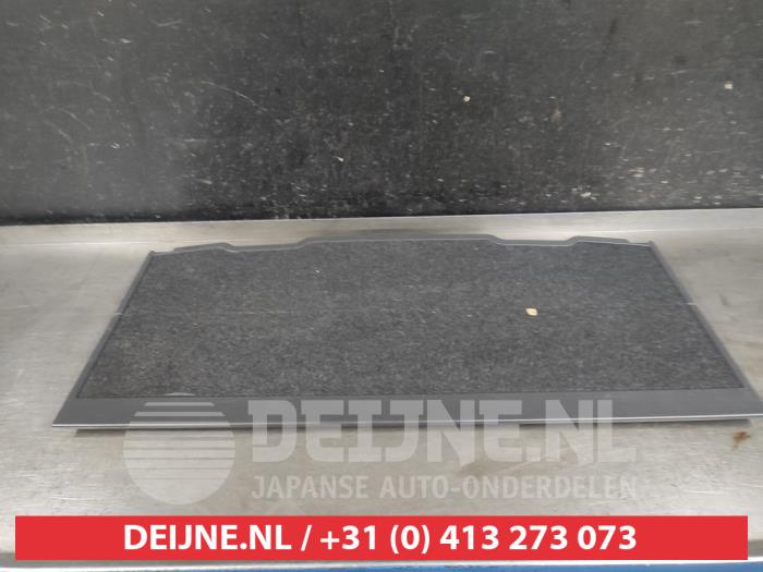 Suzuki Swift Vloerplaat bagageruimte O618087