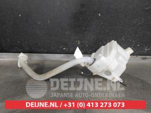 Daihatsu Cuore Scheibensprühertank vorne O618179 foto 2