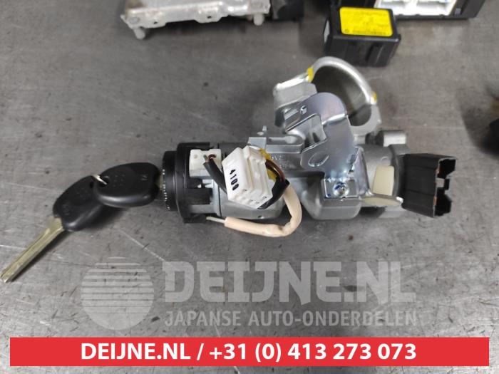 Kia Picanto Kontaktslot+Sleutel O618228