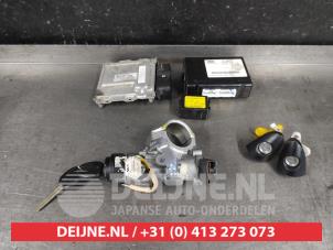 Kia Picanto Ignition lock + key O618228 photo 2
