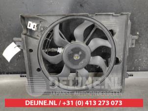 Nissan Micra Cooling fan housing O618504 photo 2