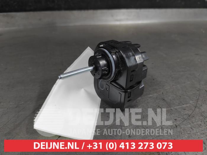Nissan Leaf Scheinwerfermotor O618549