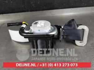 Nissan Leaf Rear seatbelt, right O618586 photo 2