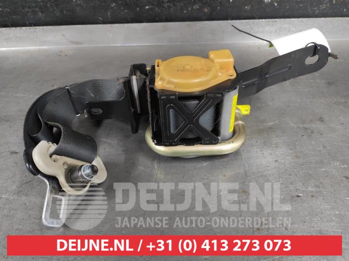 Nissan Almera Tino Front seatbelt, left O618694