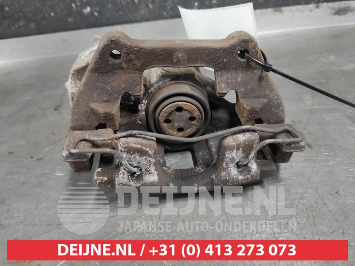 Toyota Yaris Remklauw (Tang) links-achter O618776