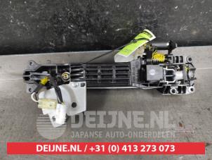 Suzuki SX-4 Türgriff 4-türig rechts vorne O618806 foto 2