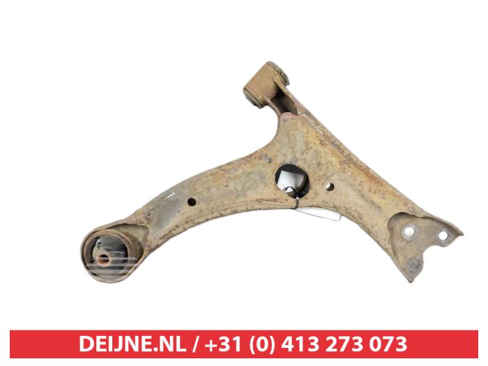 Toyota Corolla Draagarm onder links-voor O618818