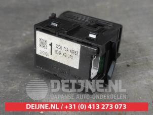 Mazda 3 Electric window switch O618828 photo 2