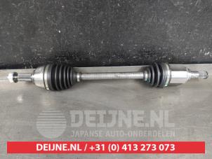 Nieuwe Aandrijfas links-voor Nissan Note Prijs € 108,90 Inclusief btw aangeboden door V.Deijne Jap.Auto-onderdelen BV