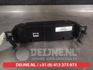 Nissan Juke Kachel Bedieningspaneel O619113 foto 2