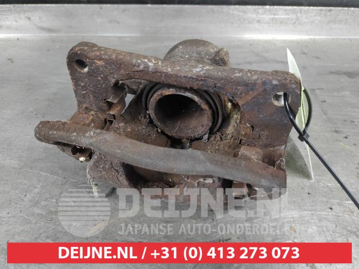 Suzuki Splash Remklauw (Tang) rechts-voor O619119