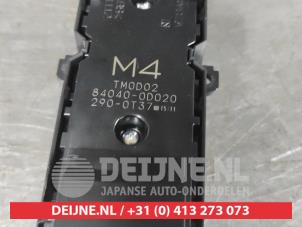 Toyota Yaris Cross Multi-functional window switch O619146 photo 3
