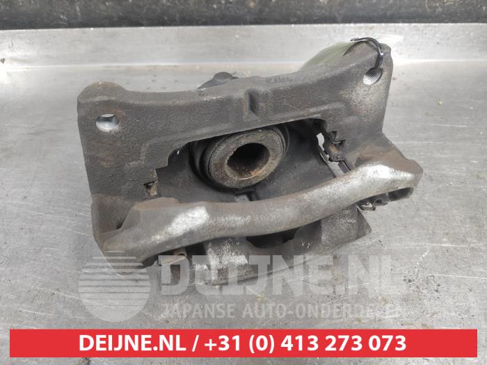 Mazda 3 Remklauw (Tang) rechts-voor O619305